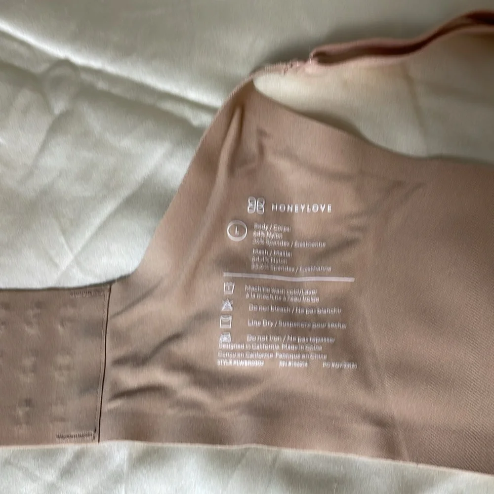 Honeylove - Set of 3 Black and Sand  Seamless Bras - Picture 9 of 13